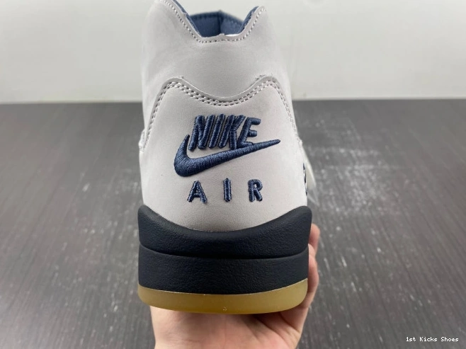 1st Kicks Maniere Air Jordan Ma WMNS A 5 FZ5758-004 x 0806